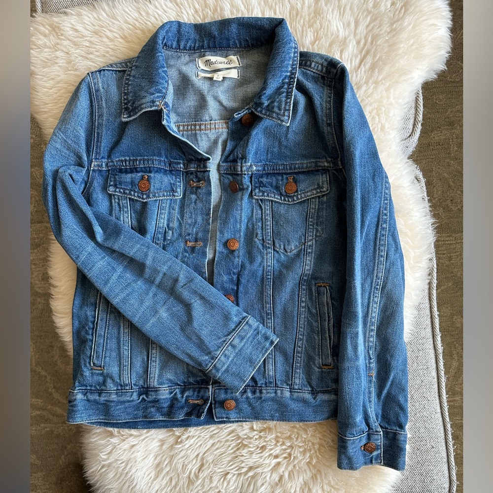 Madewell Classic Denim Jacket - Picture 10 of 10